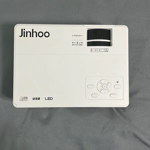 JinHoo M20 Projector
